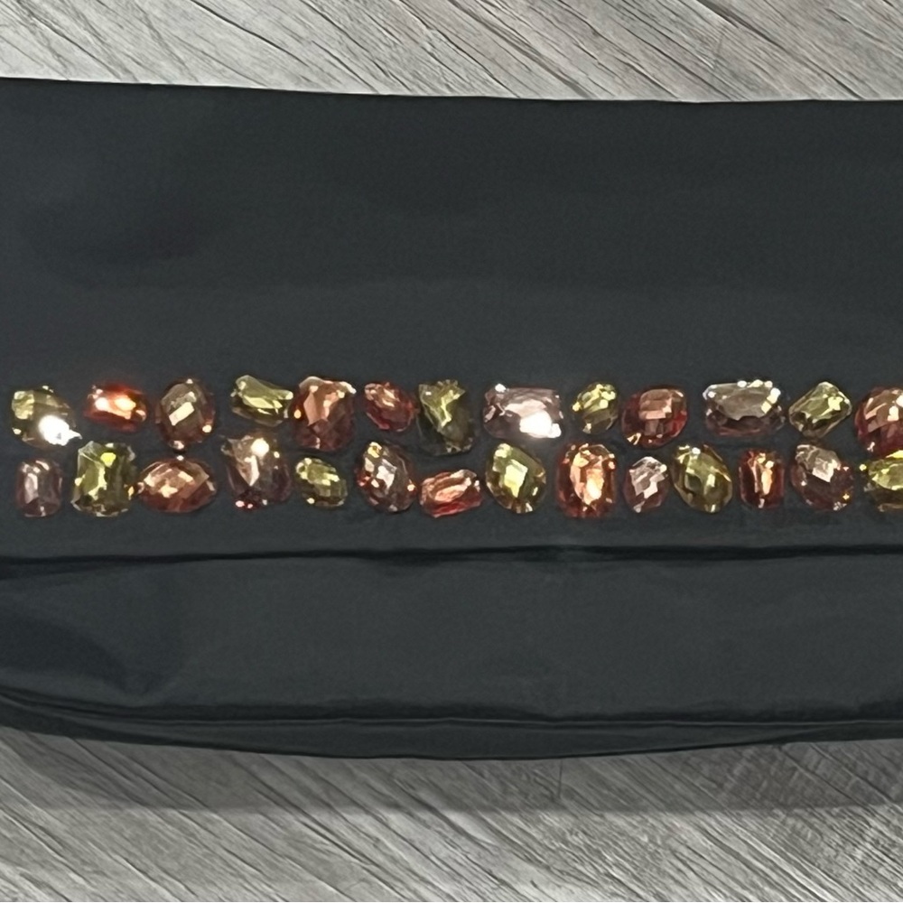 VERA WANG BRAND NEW BEJEWELED COSMETIC CLUTCH/POUCH JG2